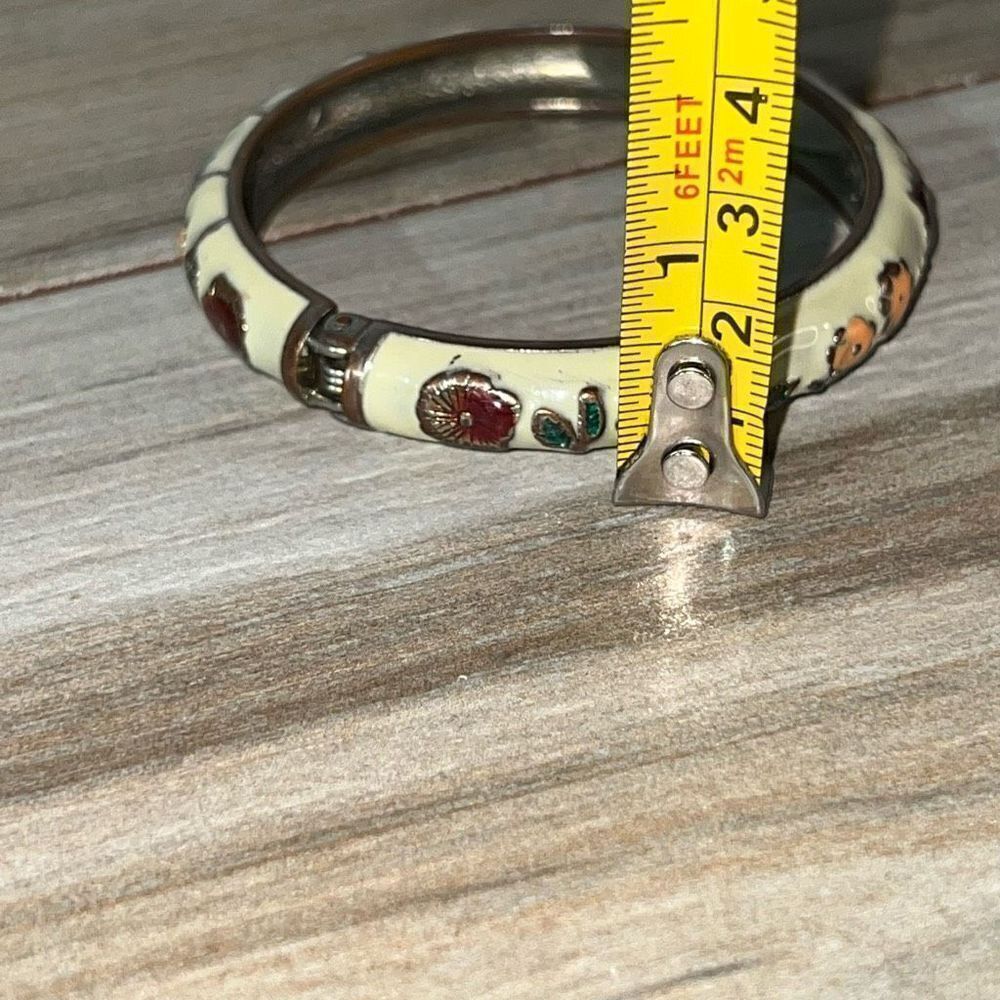 Floral Cloisonné Hinged Bracelet Womens Cream And Multi Colored Cottagecore Boho - Picture 8 of 8